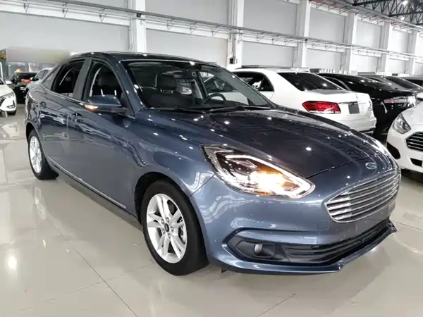 Ford Escort 2021