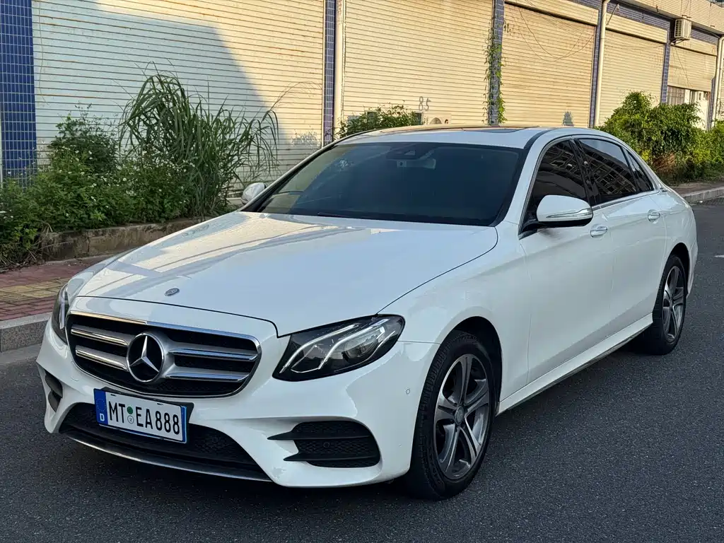 Mercedes-Benz E-Class 2017 — фото 1
