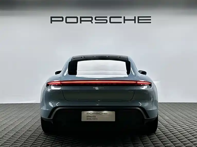 Porsche Taycan 2024 — фото 5