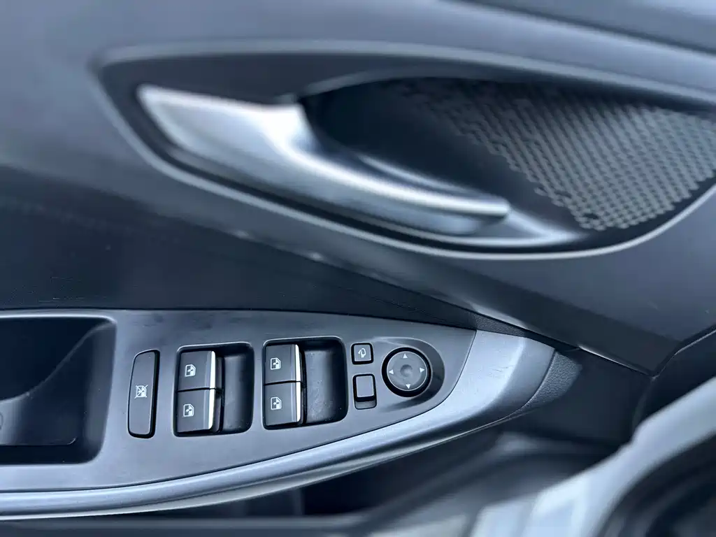 Hyundai Festa 2019 — фото 17
