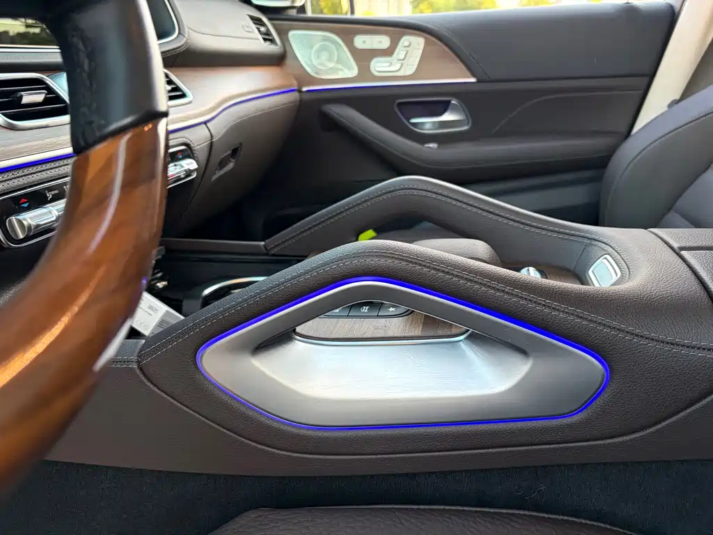 Mercedes-Benz GLS 2023 — фото 15