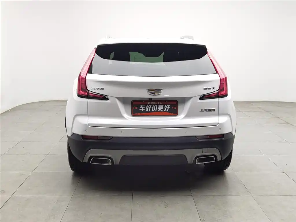 Cadillac XT4 2020 — фото 4