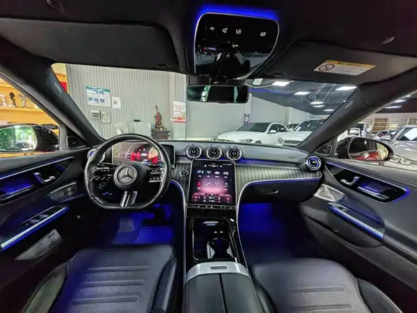 Mercedes-Benz C-Class 2022