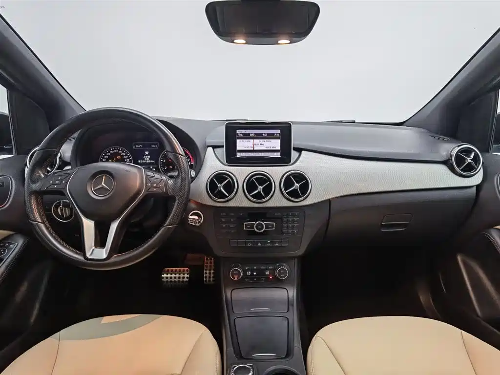 Mercedes-Benz B-Class 2013