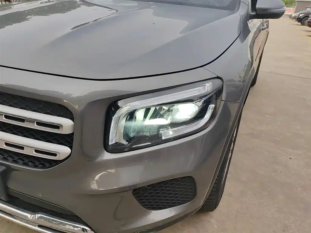 Mercedes-Benz GLB 2023 — фото 24