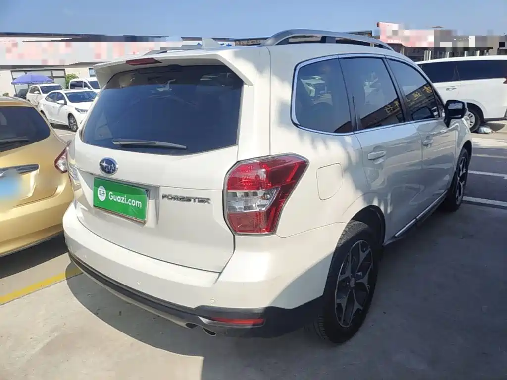 Subaru Forester 2015 — фото 7