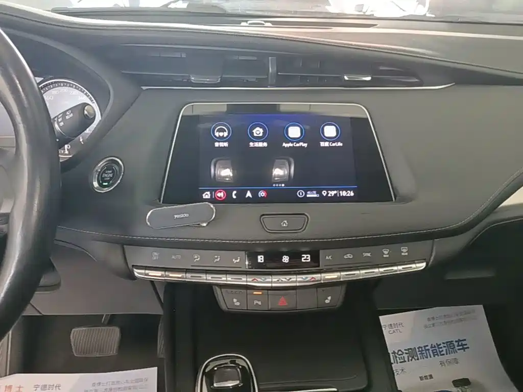 Cadillac XT4 2020 — фото 13