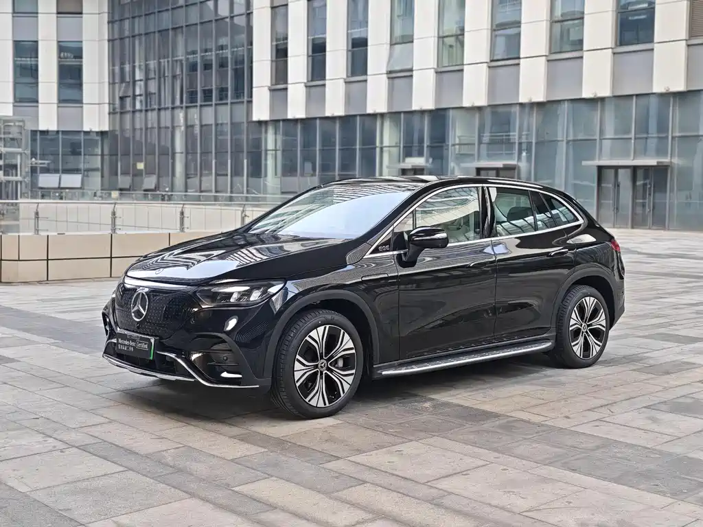 Mercedes-Benz EQE SUV 2025