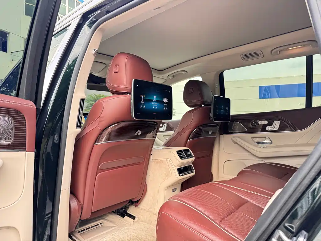Mercedes-Benz GLS 2023 — фото 12