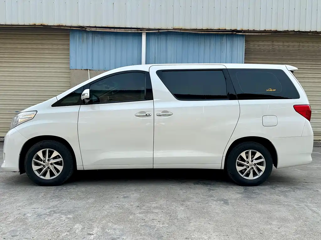 Toyota Alphard 2014 — фото 4