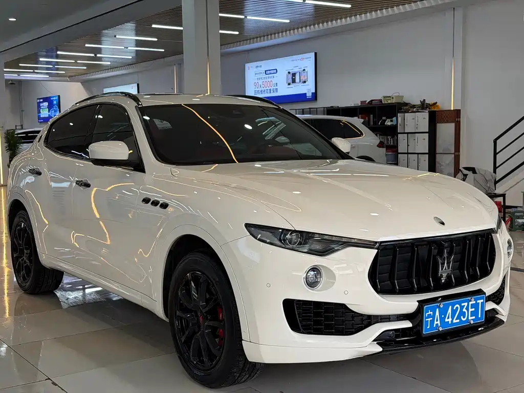 Maserati Levante 2017 — фото 3