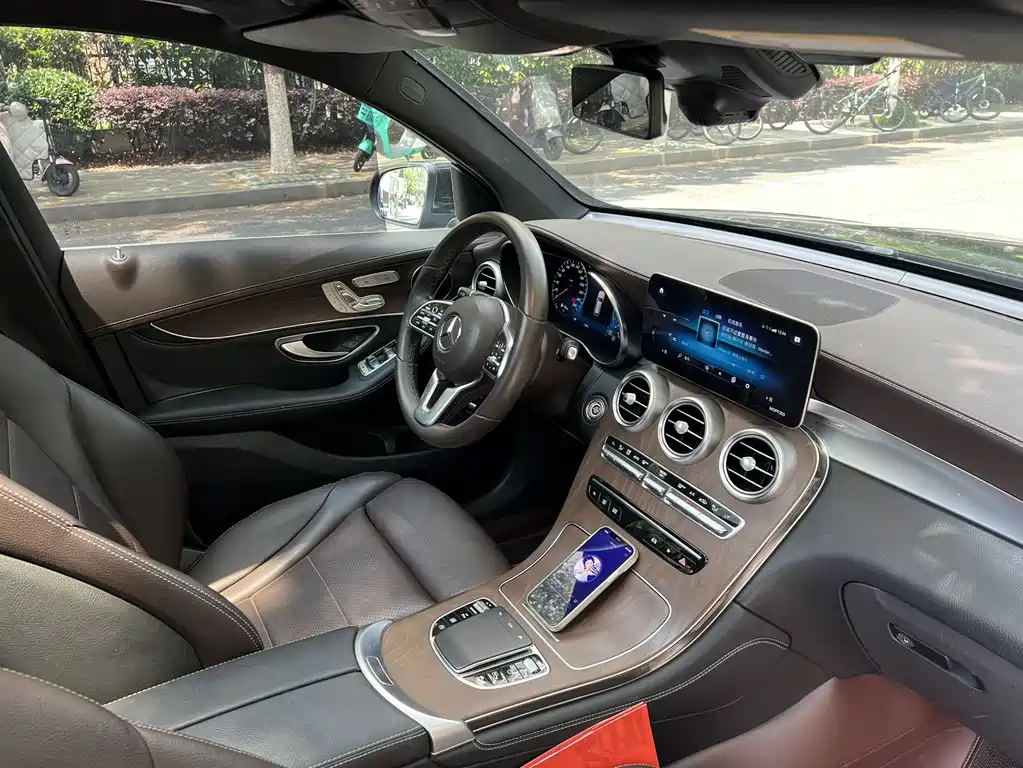 Mercedes-Benz GLC 2020