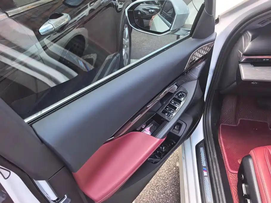 BMW 5 Series 2024