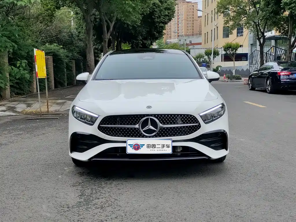Mercedes-Benz A-Class 2023 — фото 2