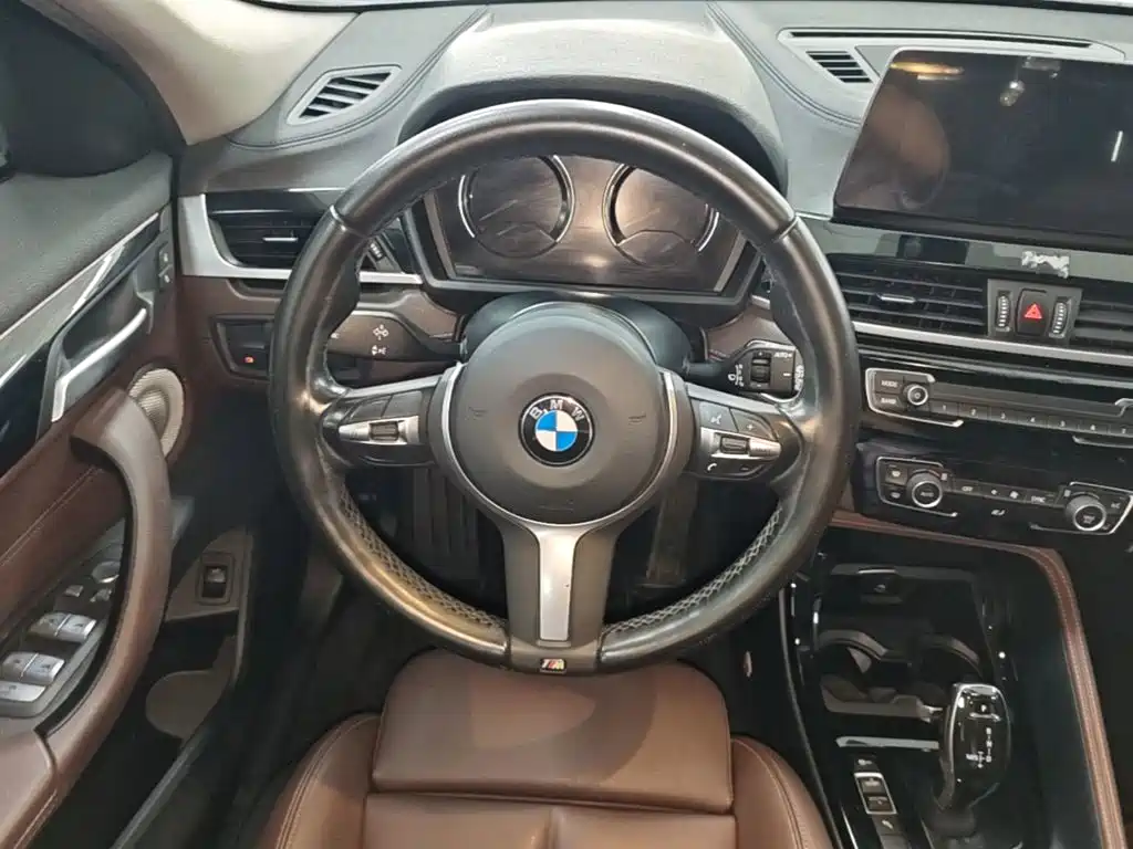 BMW X2 2021 — фото 11
