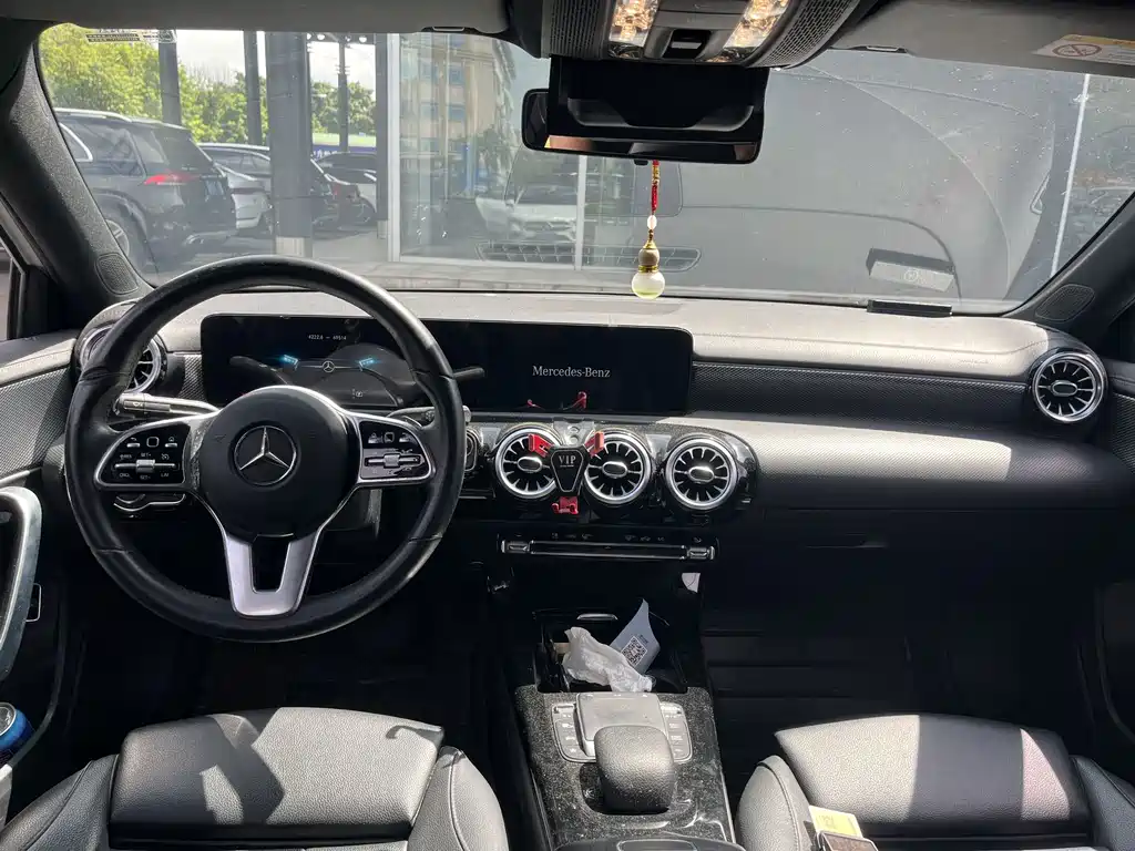 Mercedes-Benz A-Class 2021 — фото 5