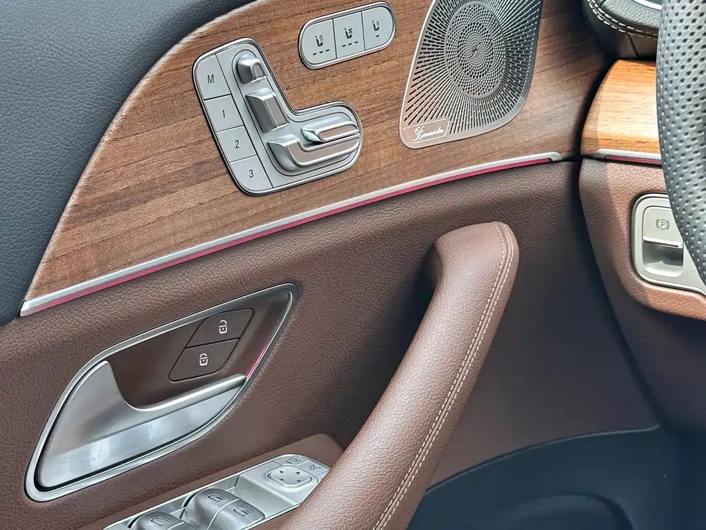 Mercedes-Benz GLS 2024 — фото 26