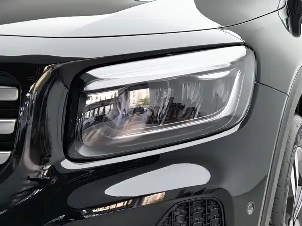 Mercedes-Benz GLB 2024