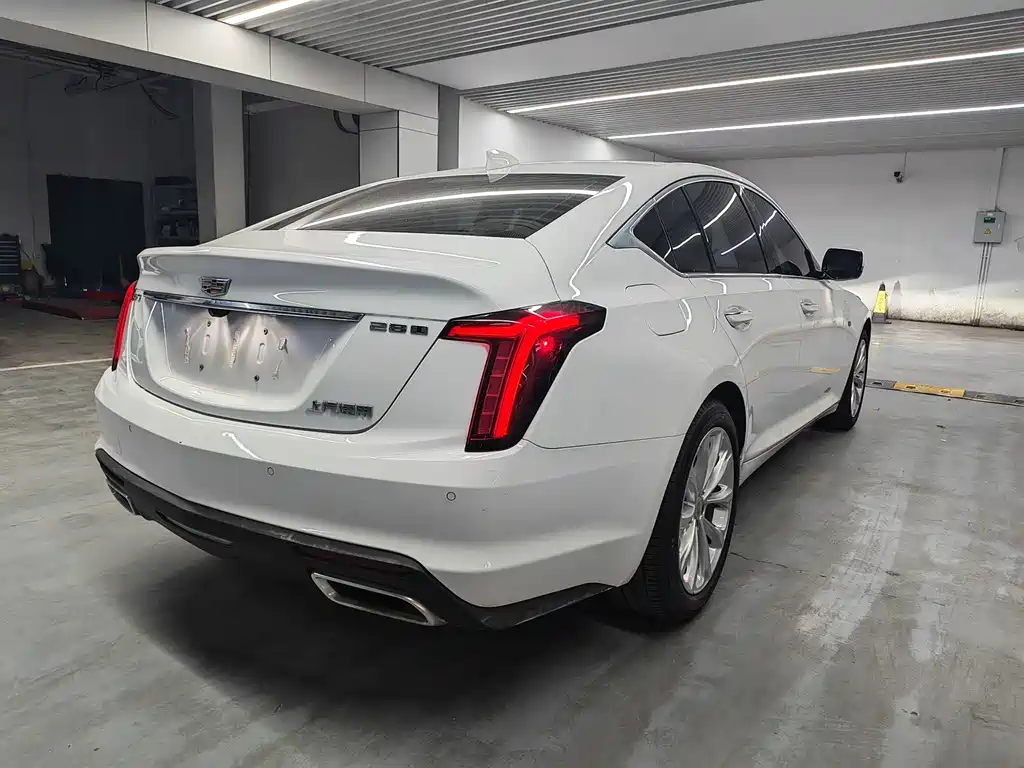Cadillac CT5 2022 — фото 15