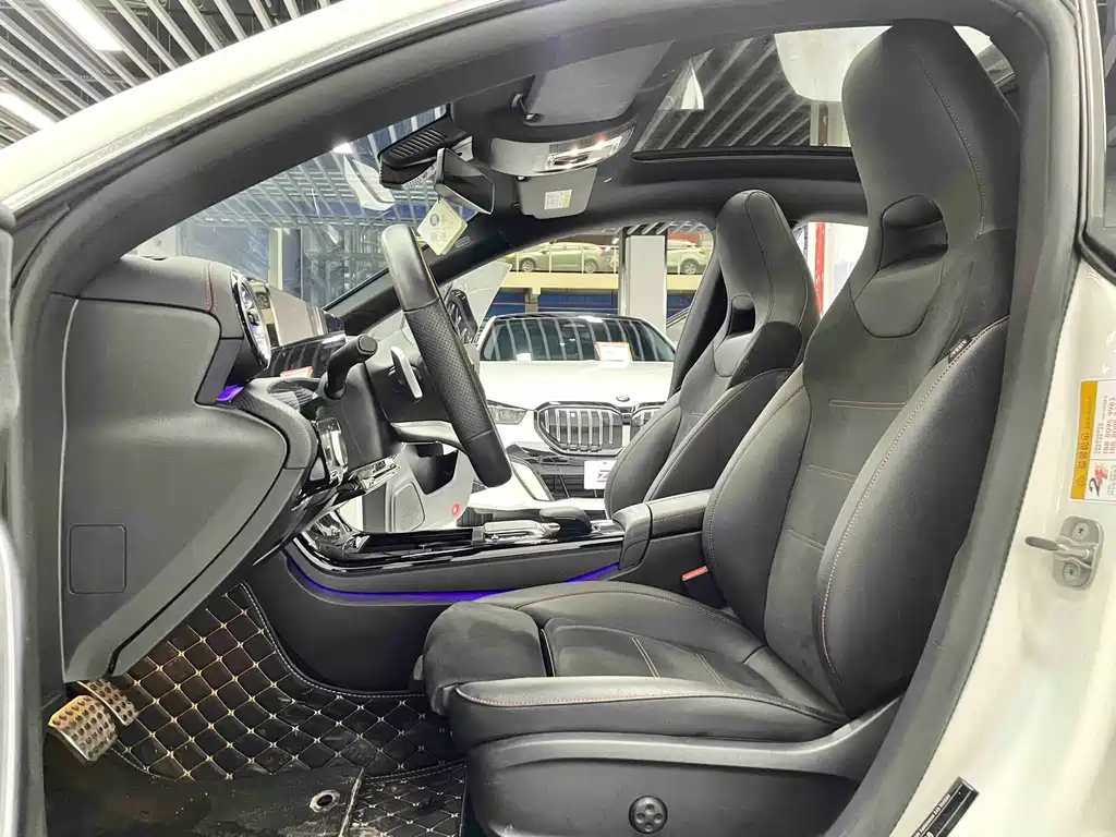 Mercedes-Benz CLA 2023 — фото 4