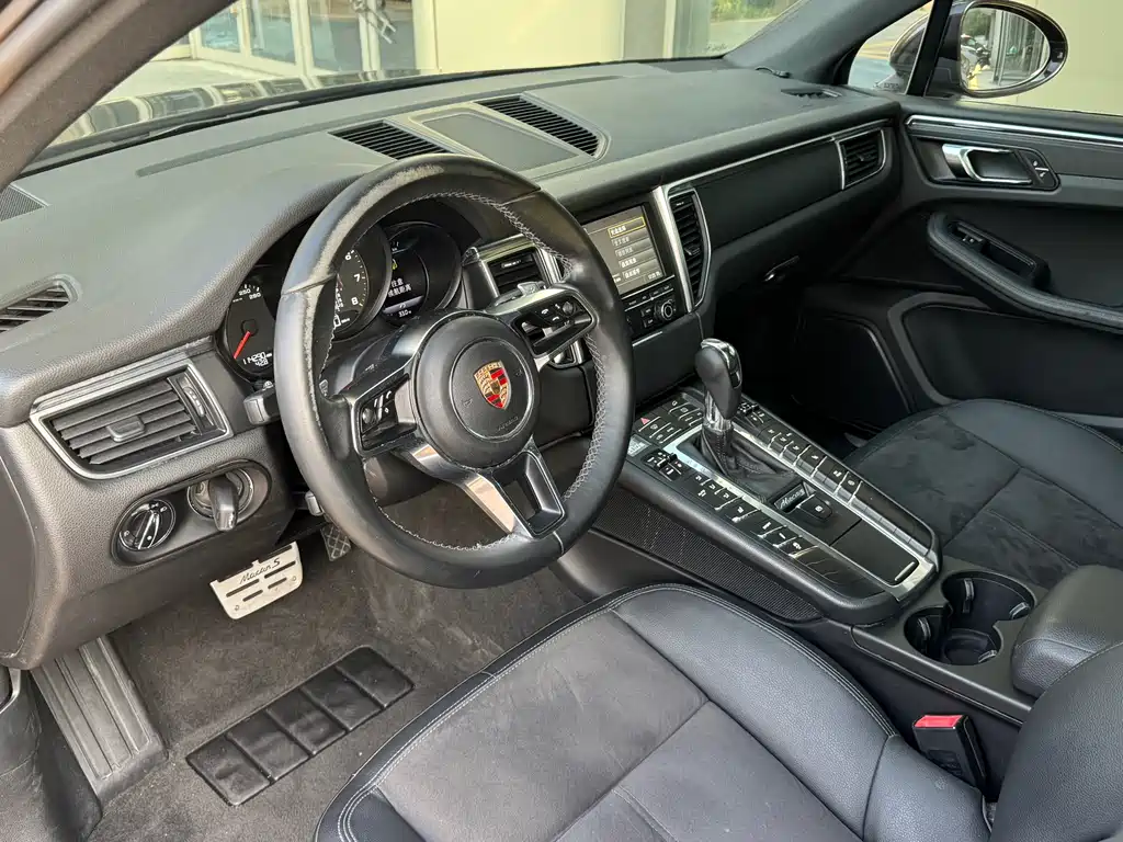 Porsche Macan 2015 — фото 9