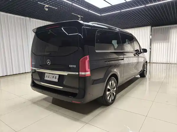 Mercedes-Benz Vito 2023