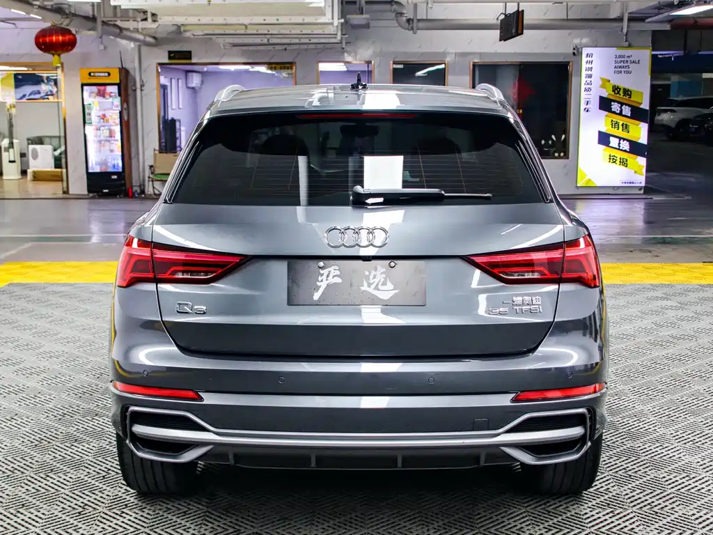Audi Q3 2022 — фото 23