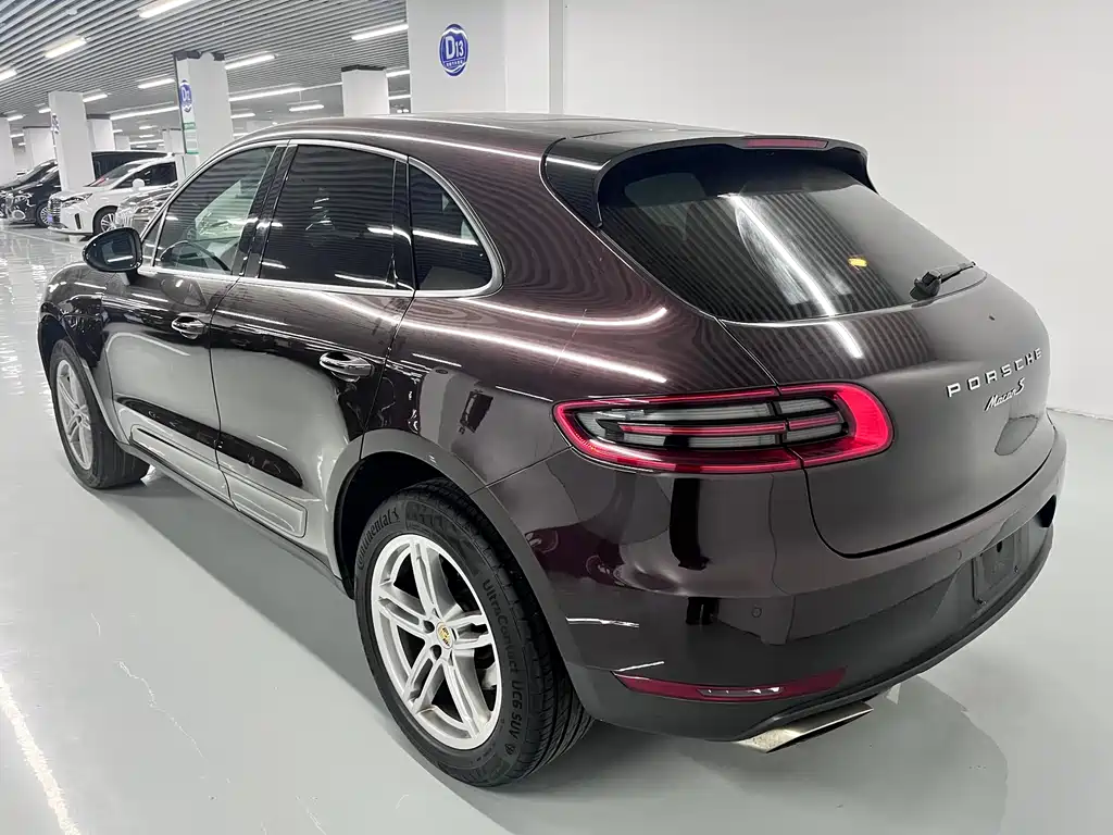 Porsche Macan 2015 — фото 16