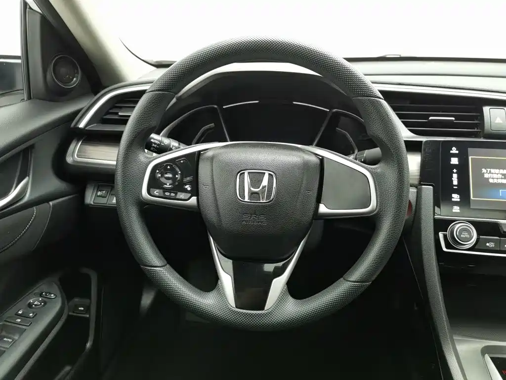 Honda Civic 2021 — фото 11