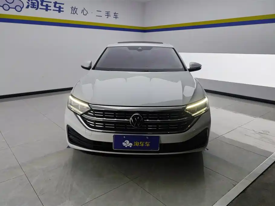 Volkswagen Sagitar 2024