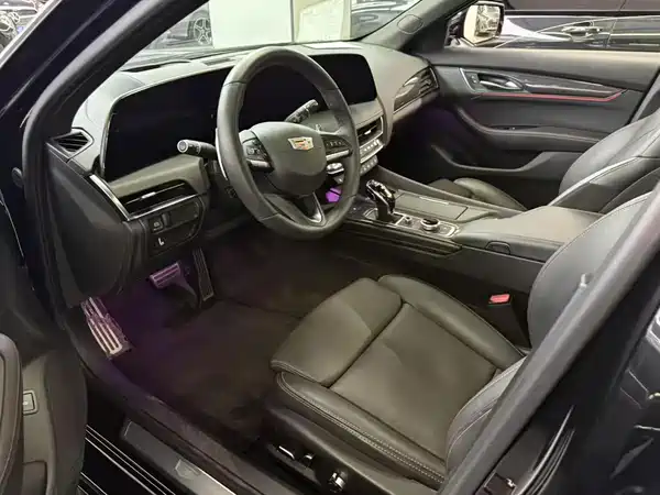 Cadillac CT5 2024