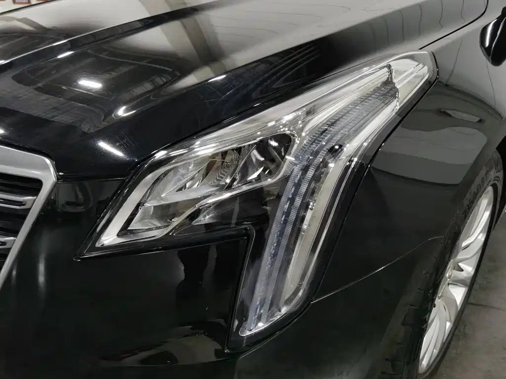 Cadillac XTS 2018 — фото 7