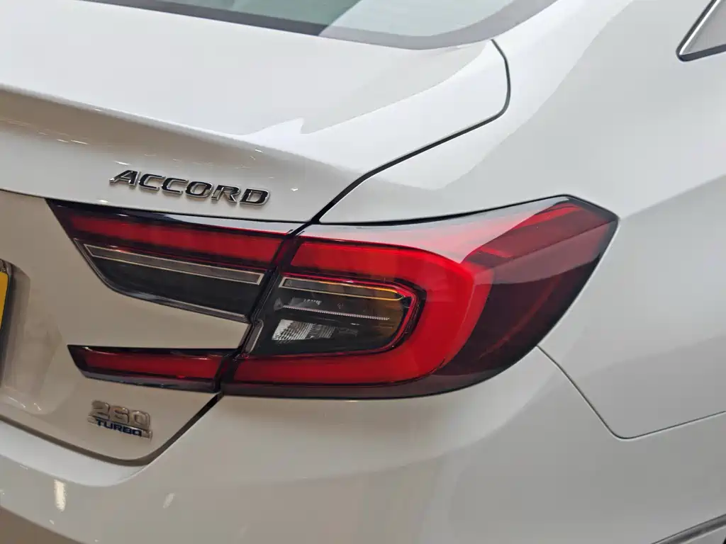 Honda Accord 2023 — фото 7