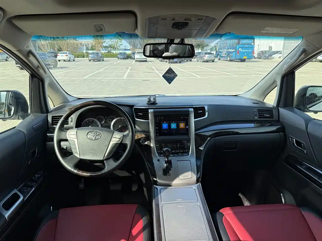 Toyota Alphard 2015 — фото 9