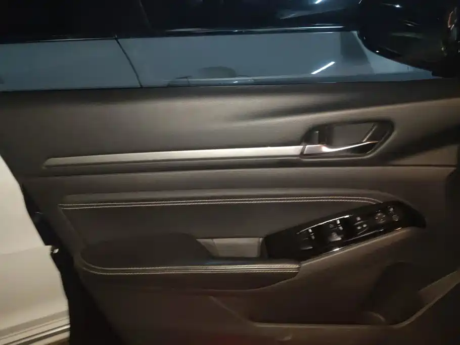 Nissan Teana 2021