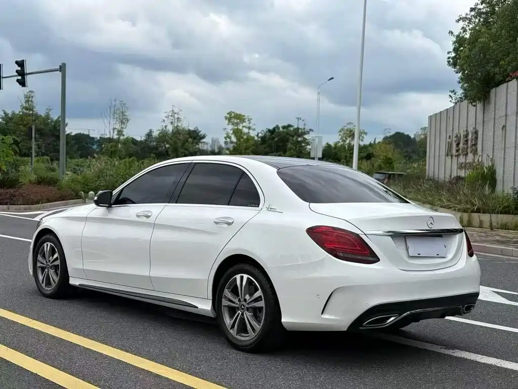 Mercedes-Benz C-Class 2020