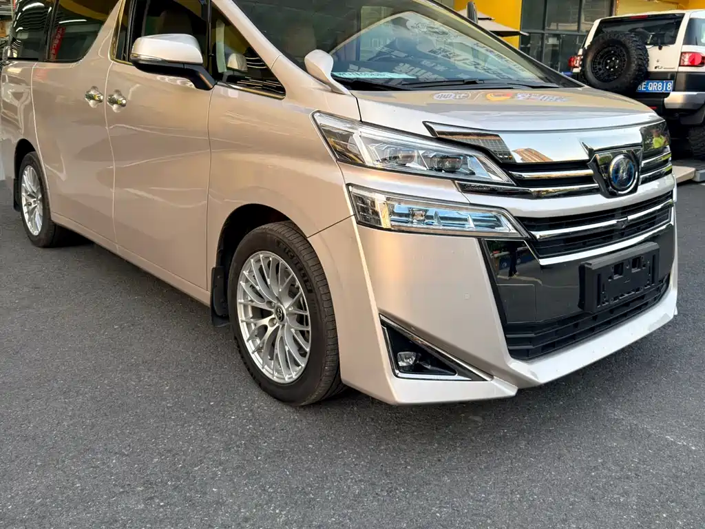 Toyota Vellfire 2020 — фото 3