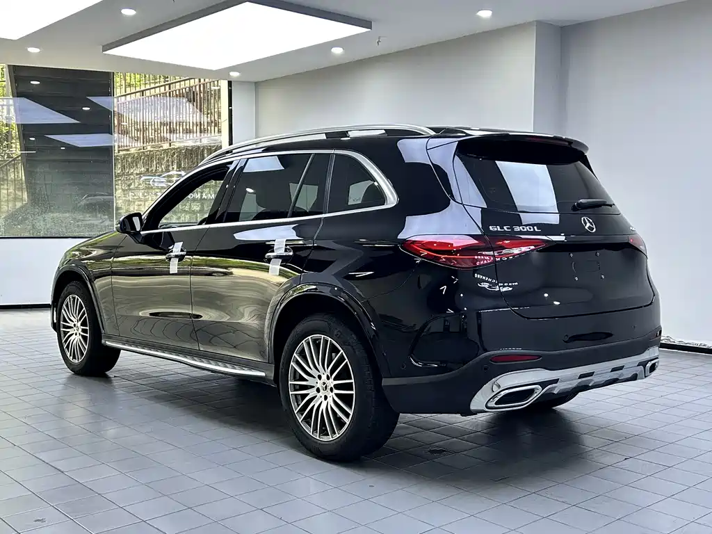 Mercedes-Benz GLC 2023 — фото 10