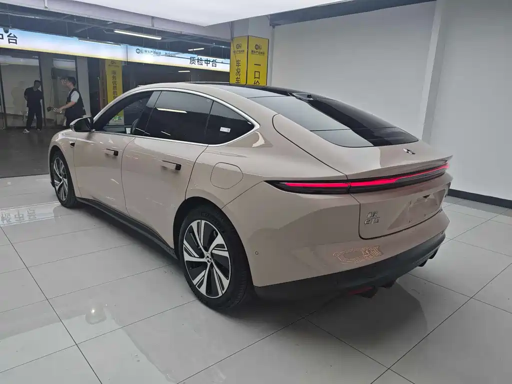NIO ET5 2024