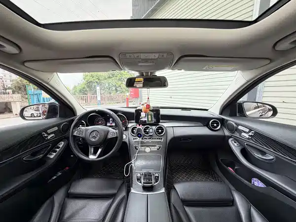 Mercedes-Benz C-Class 2018