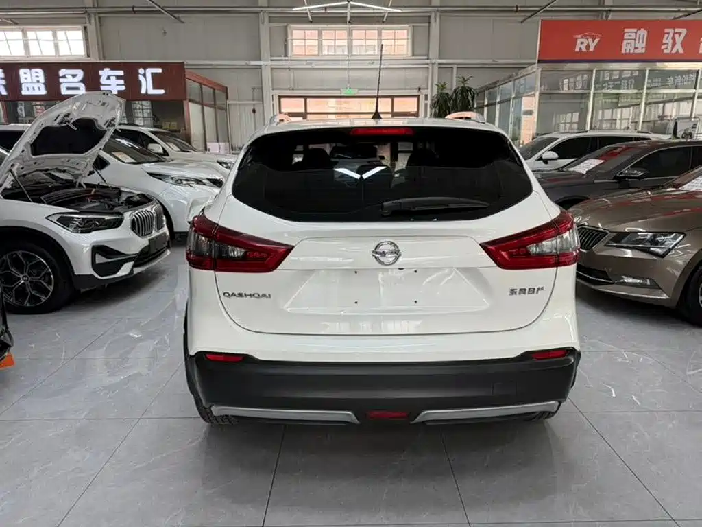 Nissan Qashqai 2022 — фото 8