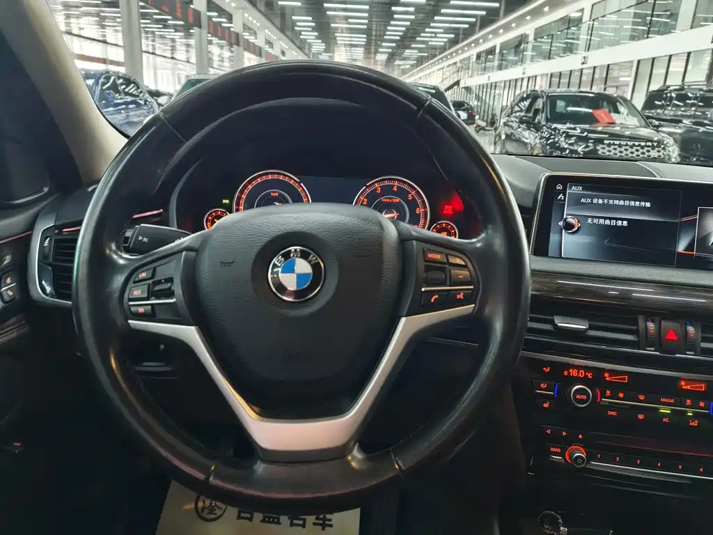 BMW X5 2017 — фото 12