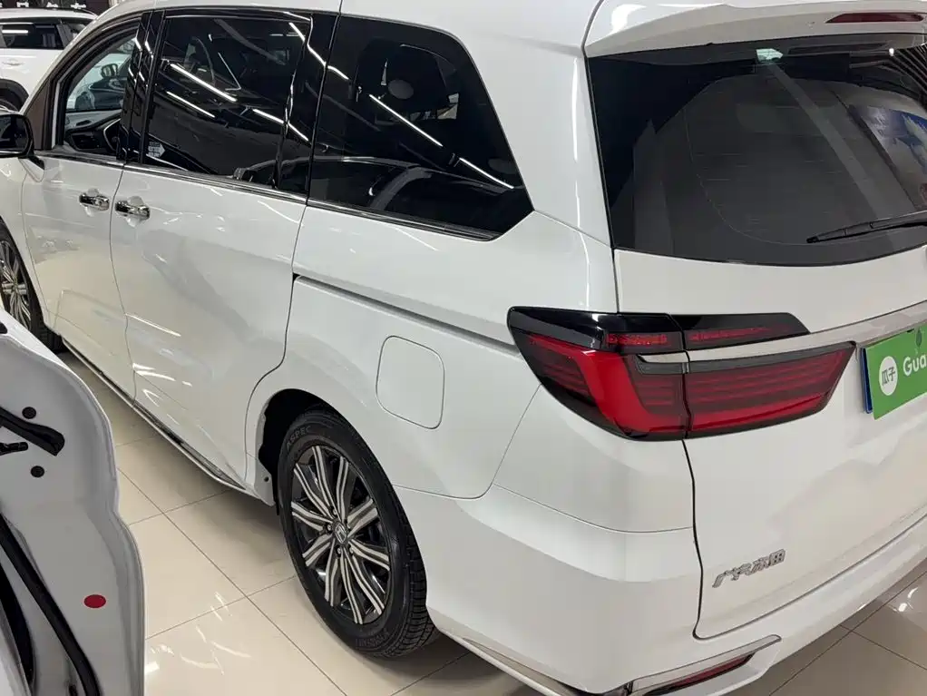 Honda Odyssey 2024 — фото 17