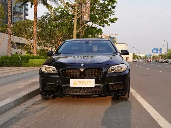 BMW 5 Series 2011