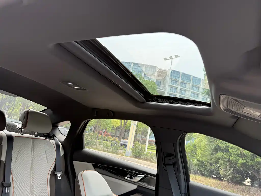BYD Qin PLUS 2023 — фото 12