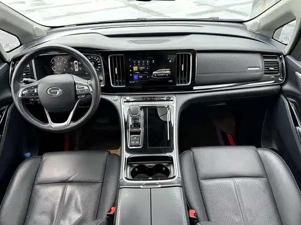 GAC Trumpchi M8 2022