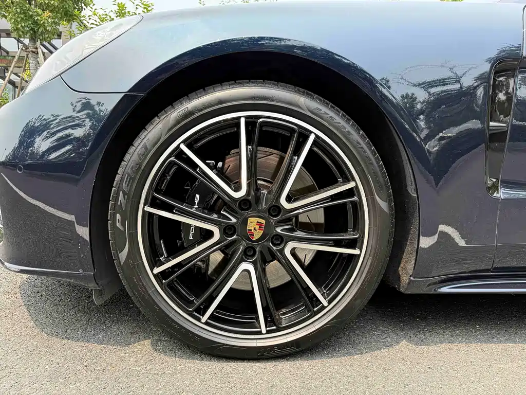 Porsche Panamera 2018