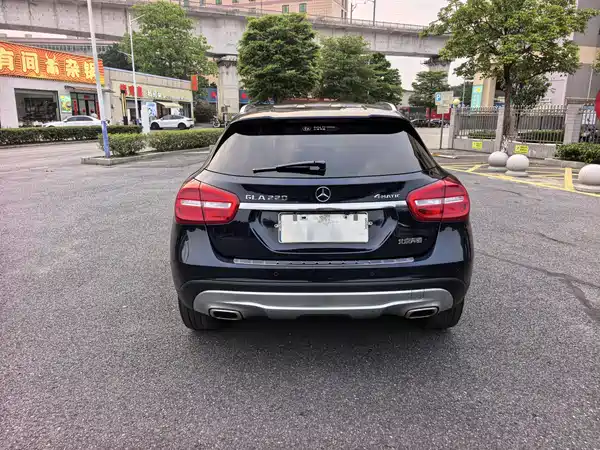 Mercedes-Benz GLA 2016
