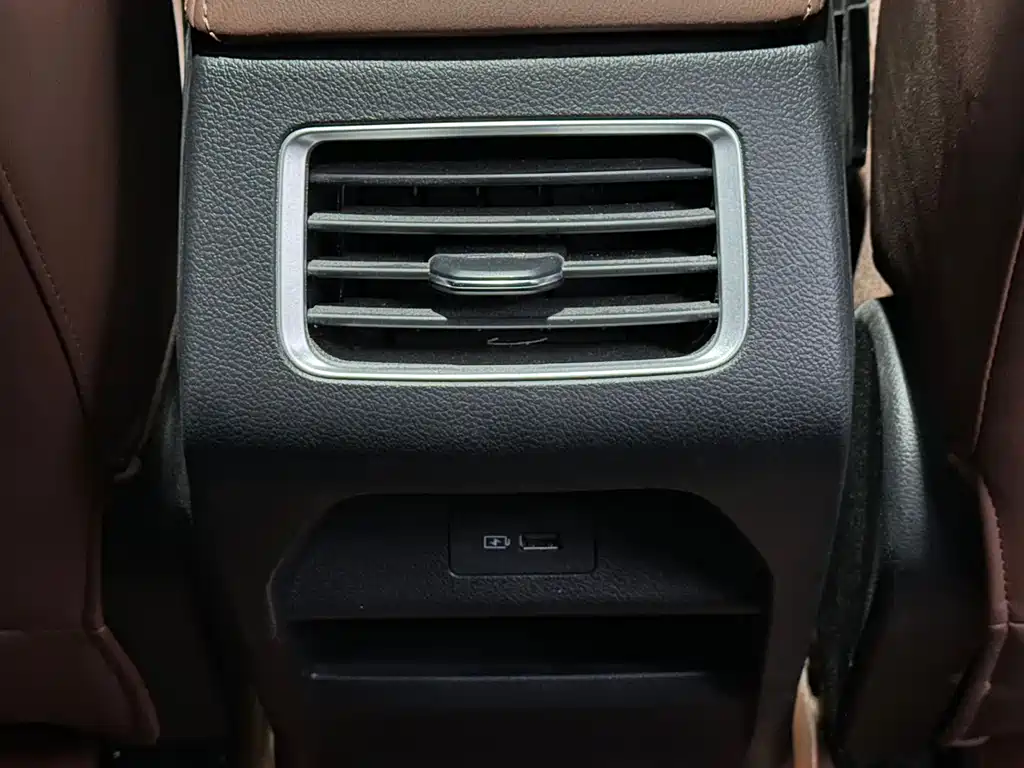 Geely Vision X6 2022 — фото 18