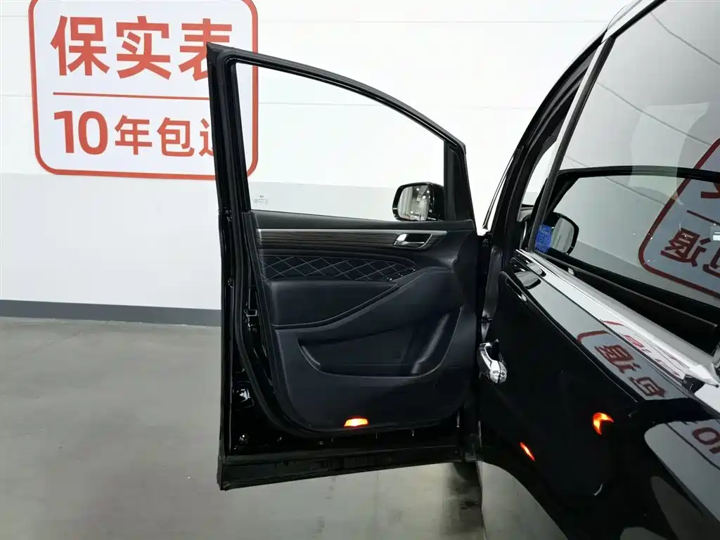 GAC Motor Trumpchi M8 2020 — фото 8